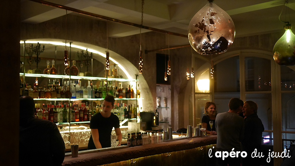 bar pour célibataires à Paris le 153