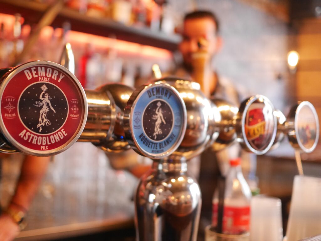 Apéro au Bar la Bonne Décision