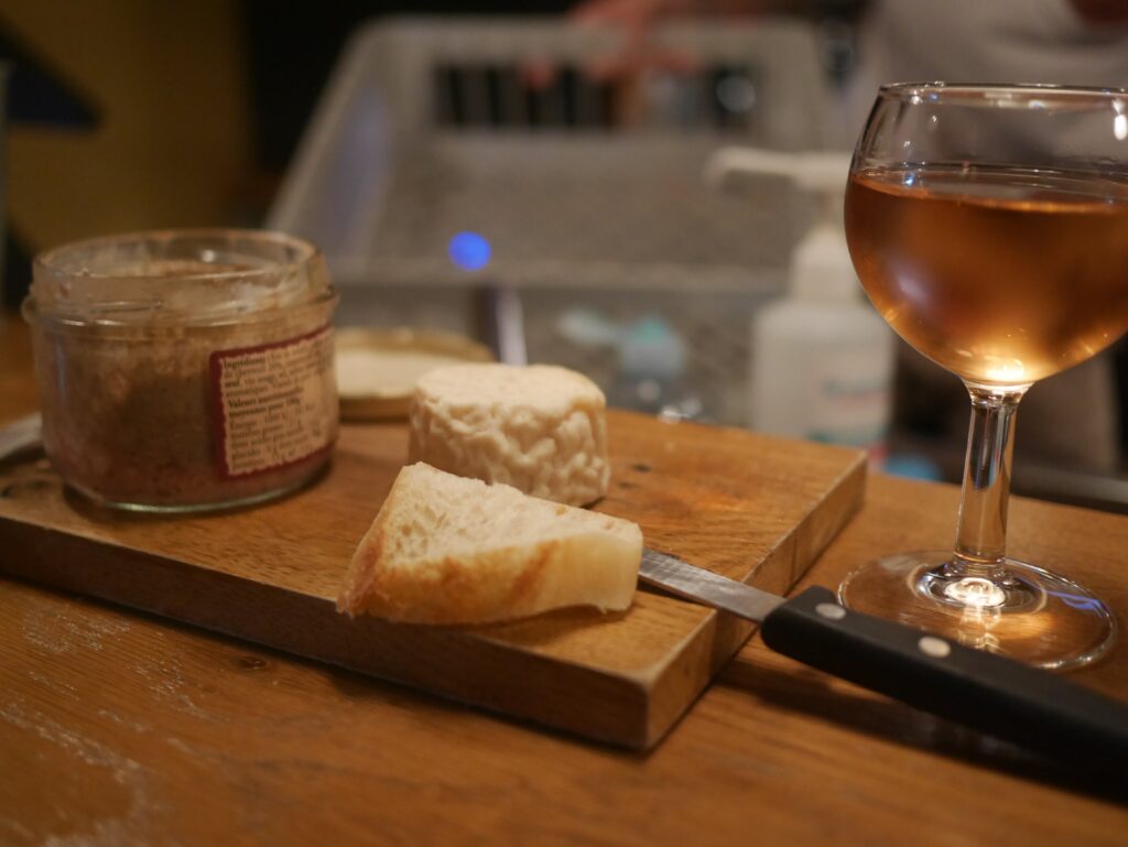 apéro au bar la toute petite culotte